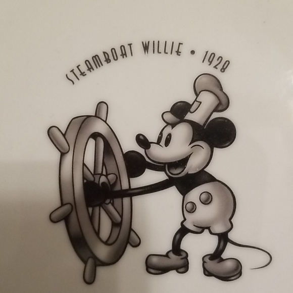 Disney plate - Picture 2 of 3
